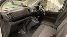 2023-peugeot-expert-20-bluehdi-professional-premium-long-1400-small-11