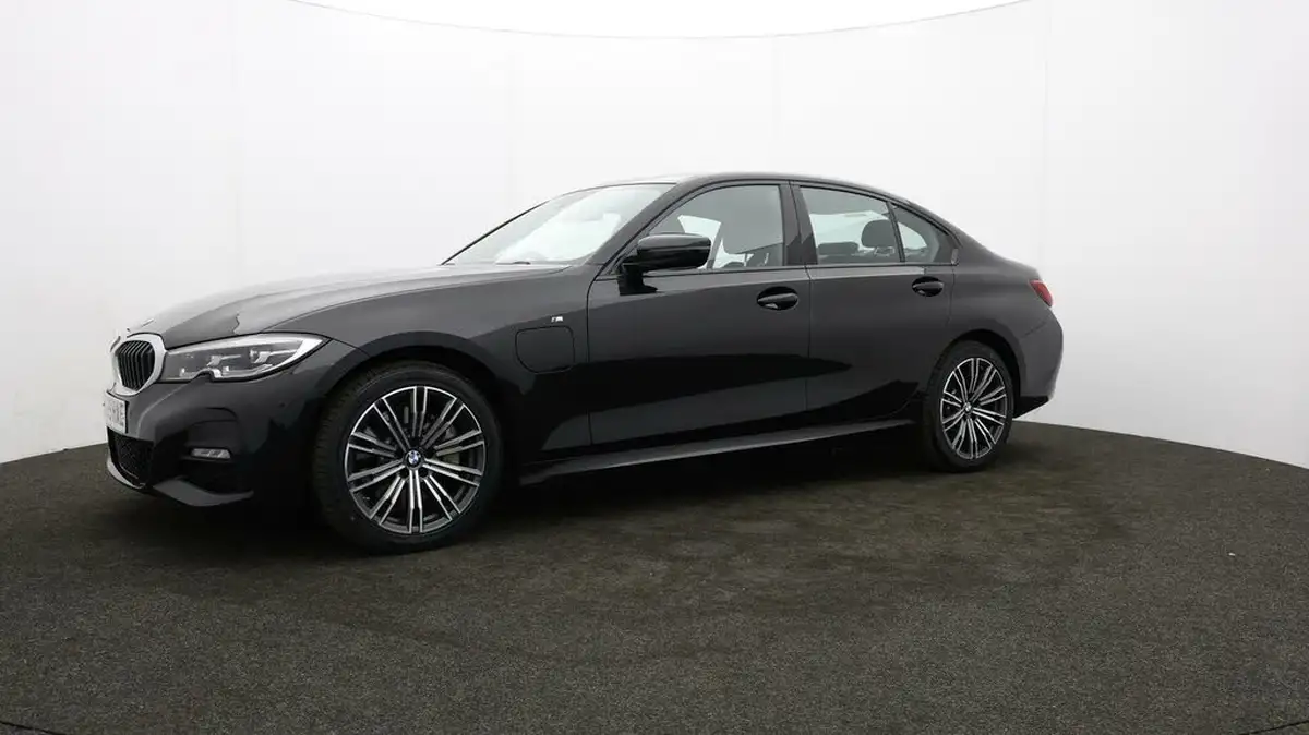 2019-bmw-3-series-20-330e-m-sport-plus-pack-big-53