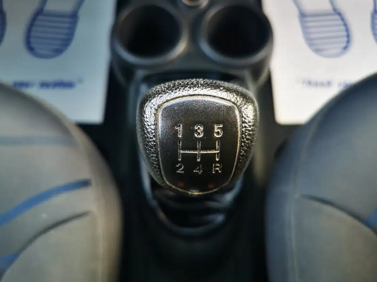 2010-chevrolet-spark-12-lt-big-12