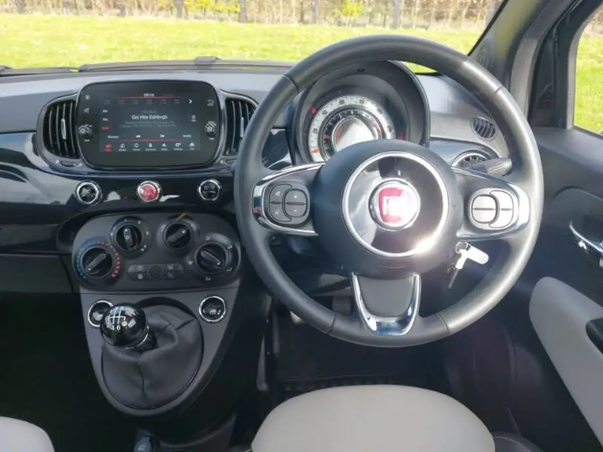 2021-fiat-500-10-dolcevita-big-6