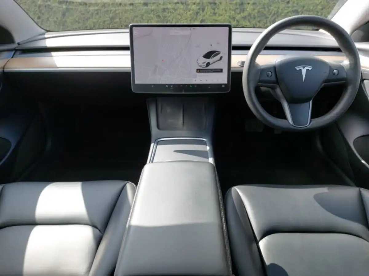 2021-tesla-model-3-e-long-range-4x4-big-2