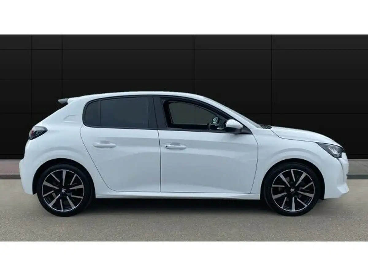 2021-peugeot-208-12-puretech-allure-premium-100bhp-big-4