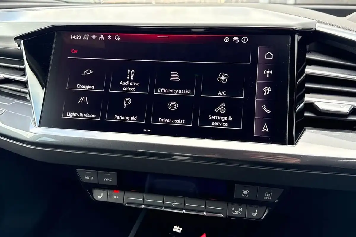 2024-audi-q4-e-tron-45e-s-line-sportback-auto-big-26