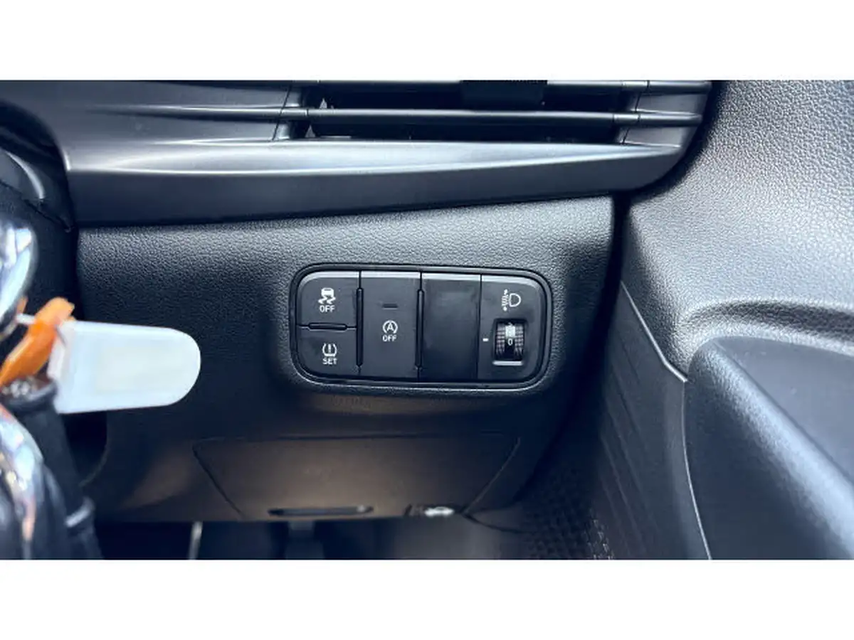 2024-hyundai-i20-10-t-gdi-advance-big-57
