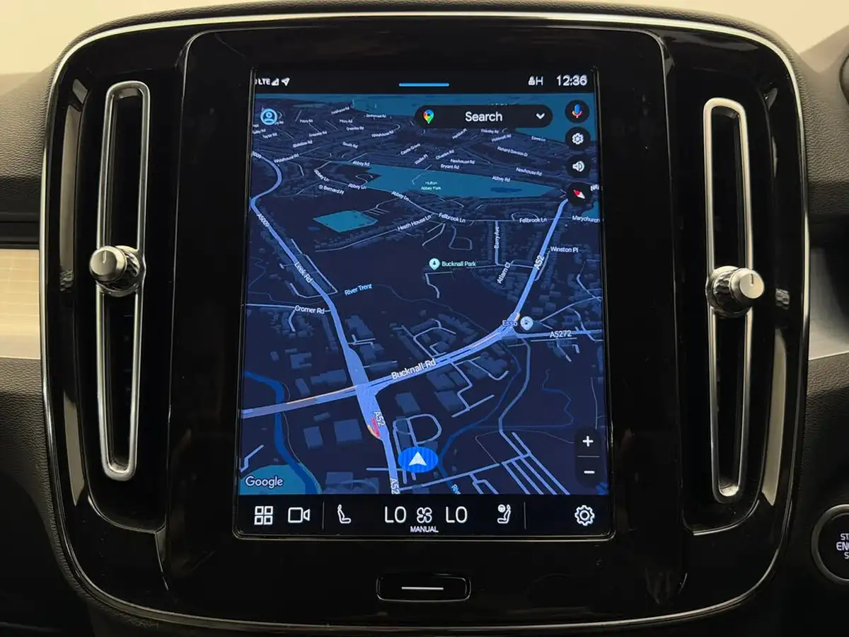 2023-volvo-xc40-20-b3-plus-big-25