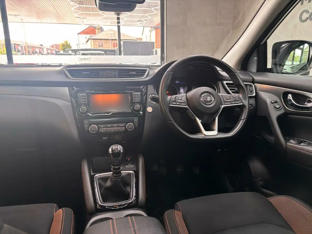 2019-nissan-qashqai-13-dig-t-n-motion-160ps-big-10