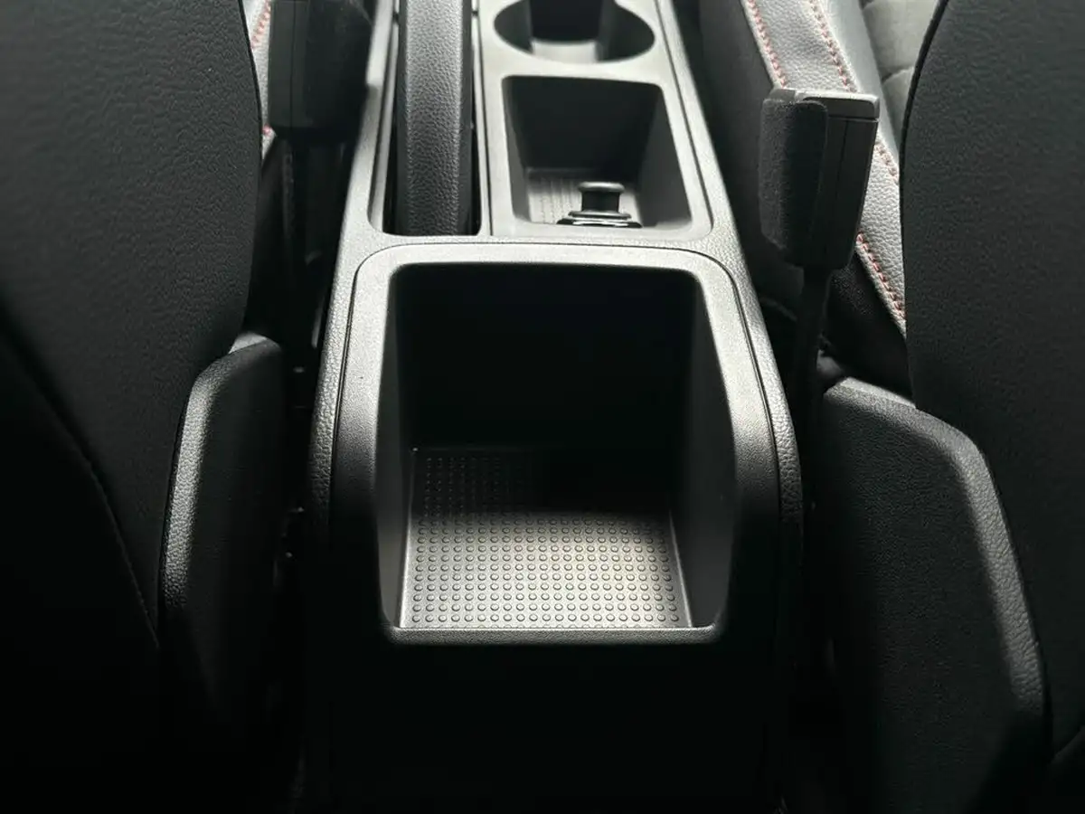 2025-seat-ibiza-10-tsi-fr-sport-115ps-big-34