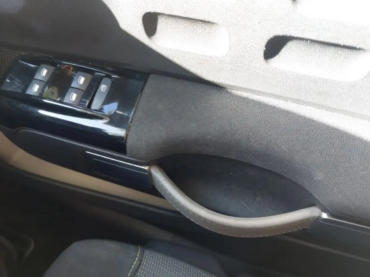 2019-citroen-c3-12-puretech-flair-82ps-ss-big-13