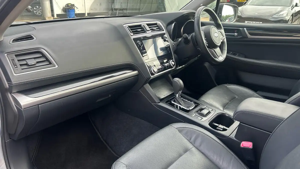 2019-subaru-outback-25i-se-premium-big-9