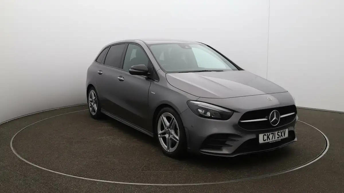 2021-mercedes-benz-b-class-13-b200-amg-line-premium-edition-big-35