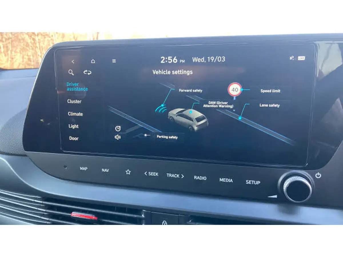 2024-hyundai-i20-10-t-gdi-n-line-eclutch-imt-big-36