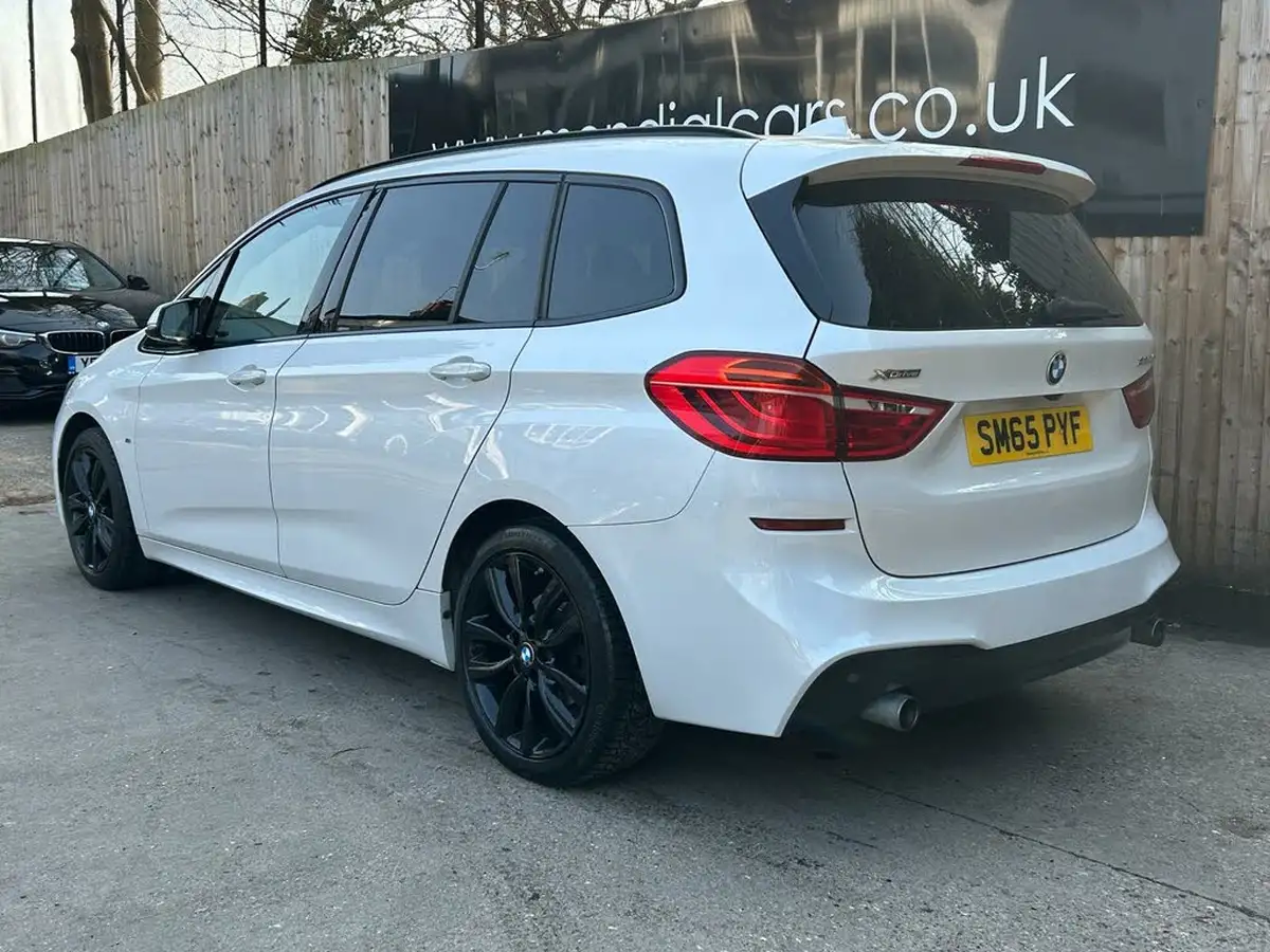 2015-bmw-2-series-20td-220d-xdrive-m-sport-gran-tourer-5d-big-12