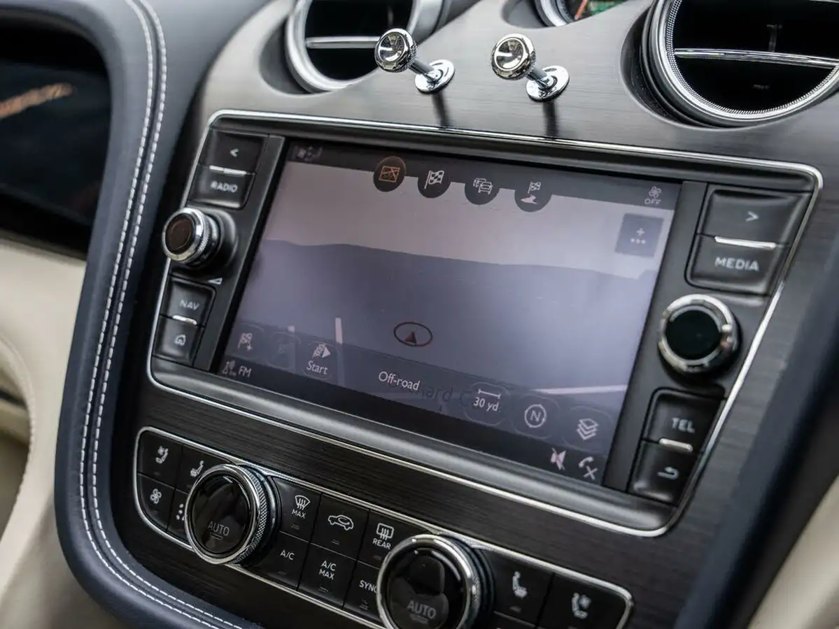 2017-bentley-bentayga-40-diesel-big-5