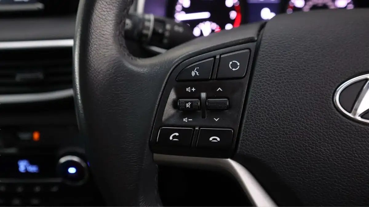 2019-hyundai-tucson-16-gdi-s-connect-big-21