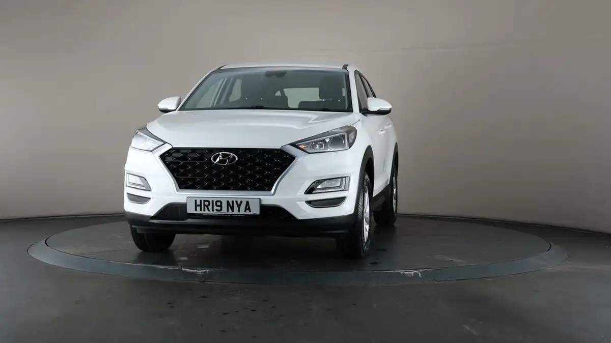 2019-hyundai-tucson-16-gdi-s-connect-big-38