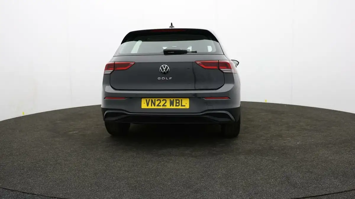 2022-volkswagen-golf-15-tsi-life-130ps-hatchback-big-5