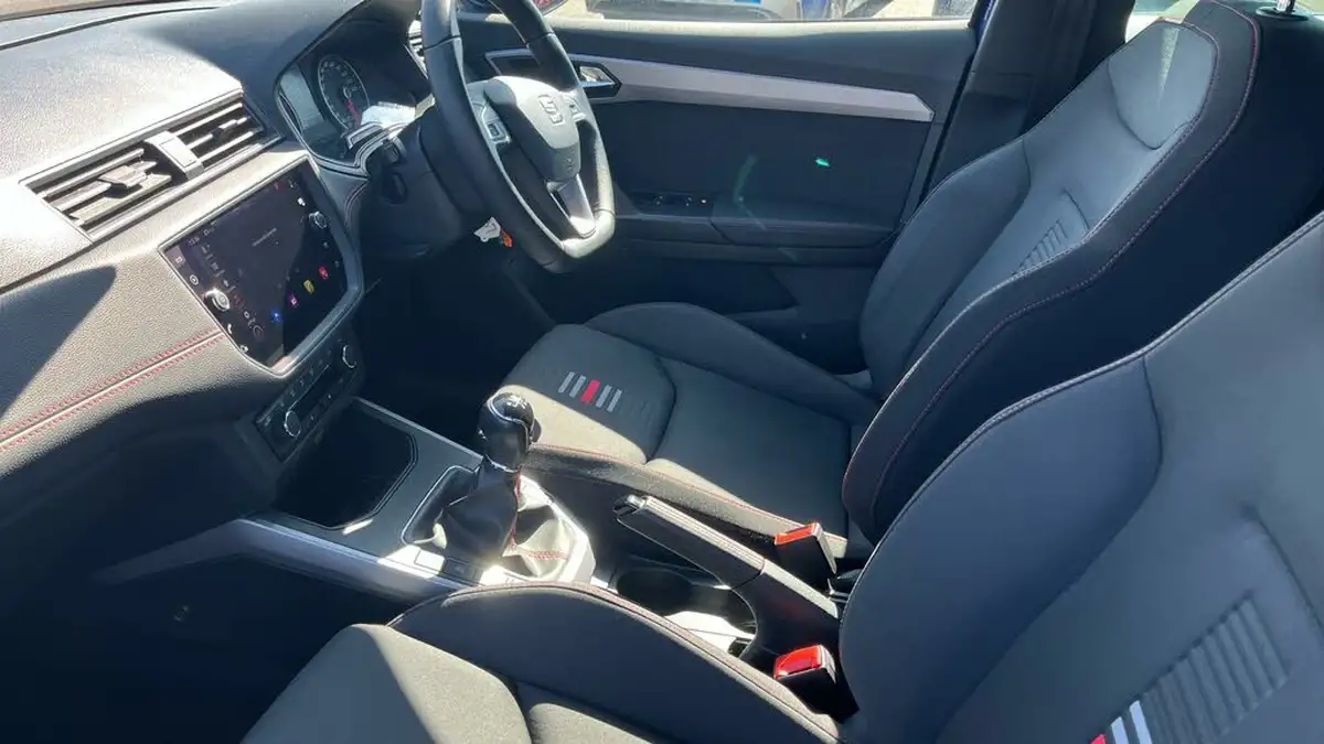 2021-seat-arona-10-tsi-fr-110ps-big-9