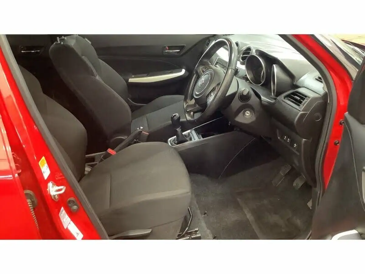 2021-suzuki-swift-12-dualjet-sz-l-big-1