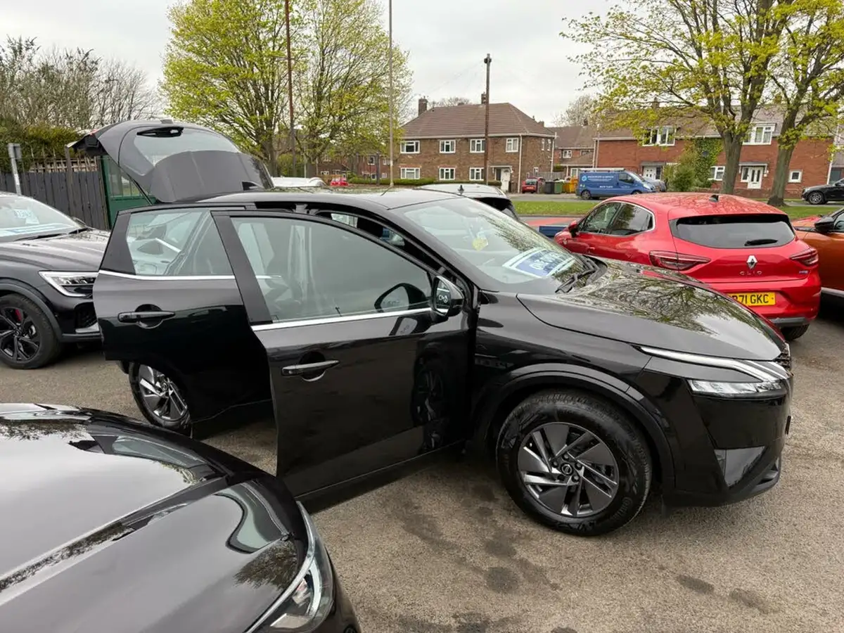 2022-nissan-qashqai-13-dig-t-acenta-premium-140ps-big-6