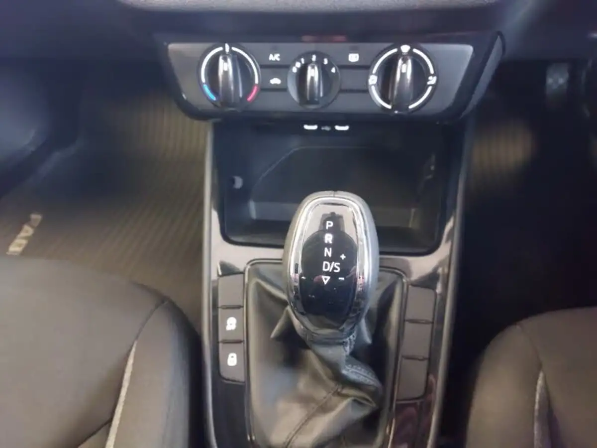2023-skoda-fabia-10-tsi-se-comfort-110ps-dsg-big-14