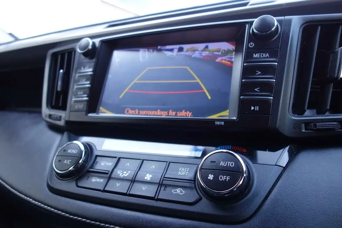 2017-toyota-rav4-25-vvt-i-business-edition-plus-big-12