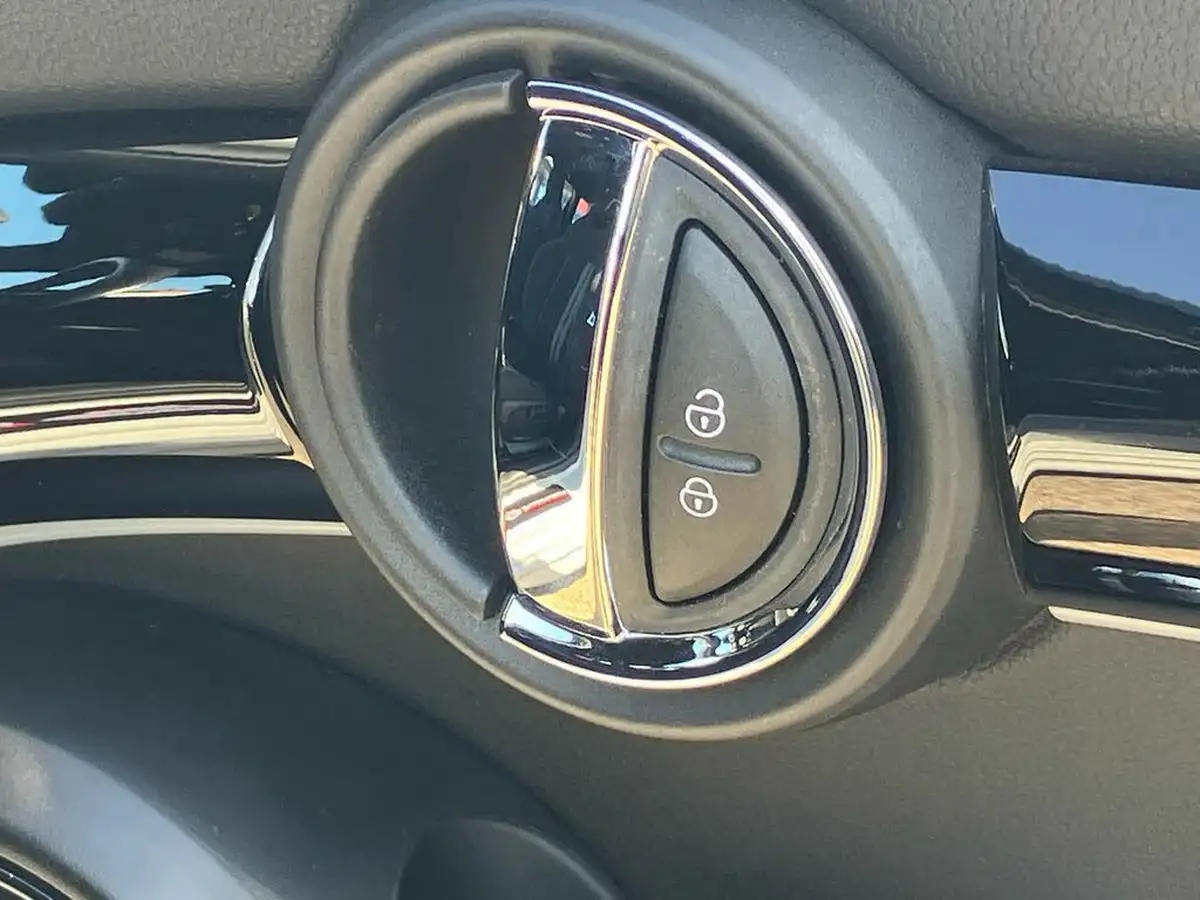 2021-mini-cooper-20-cooper-s-sport-hatchback-5d-big-35