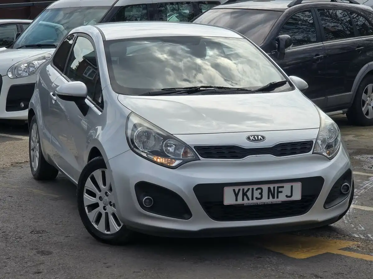 2013-kia-rio-14-2-3d-auto-big-4