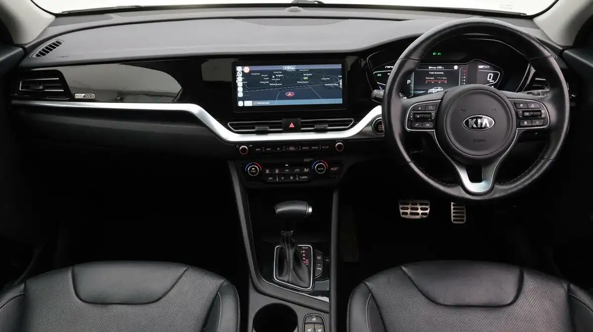 2021-kia-niro-16-gdi-4-156kwh-big-13