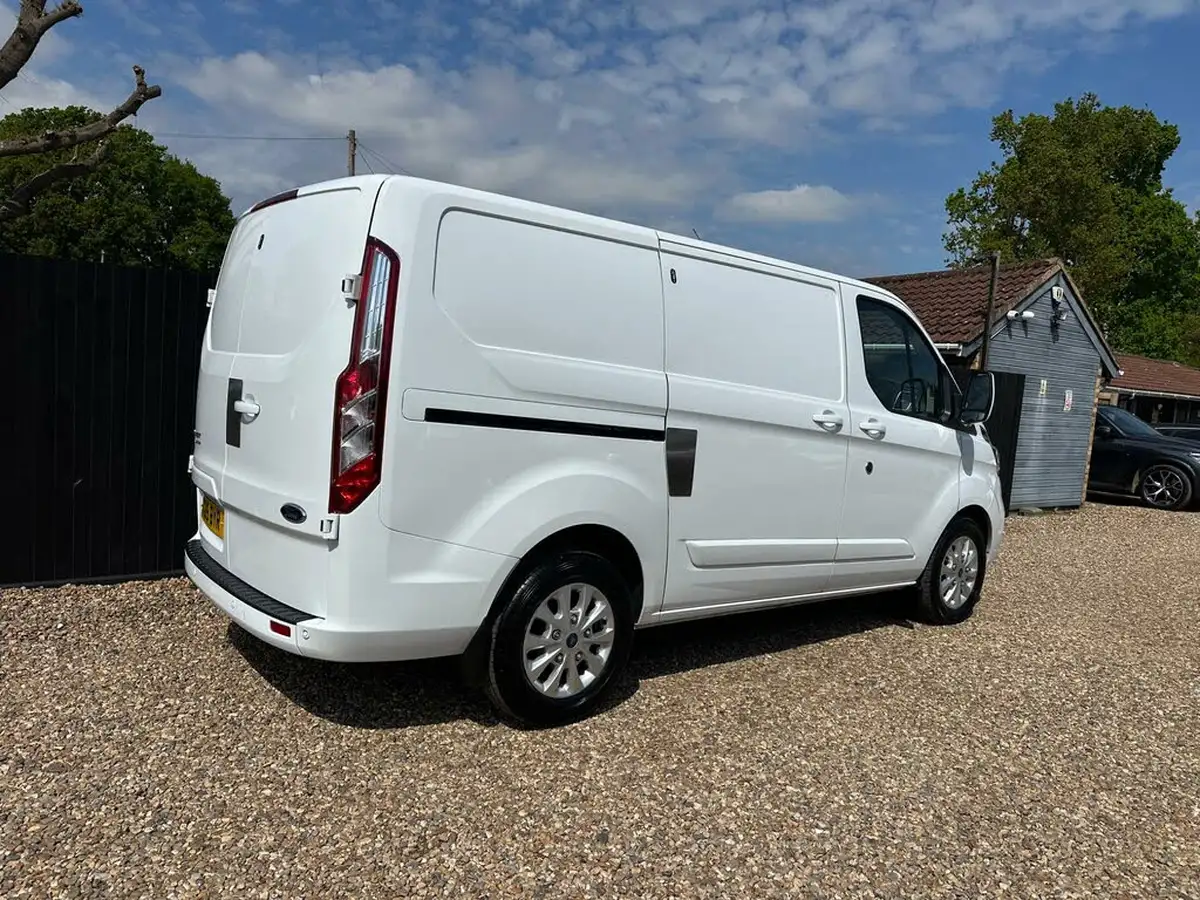 2019-ford-transit-custom-20tdci-300-l1h1-limited-130pseu6-panel-van-big-6
