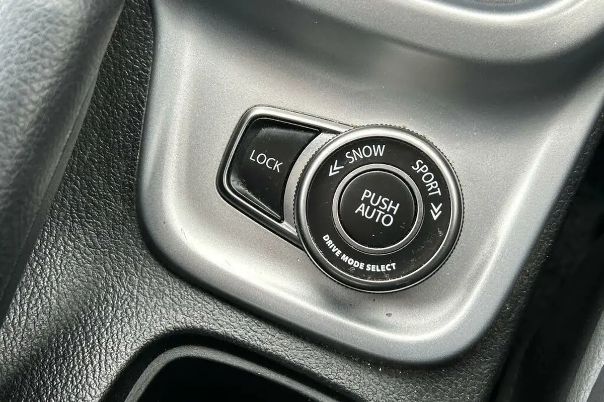2017-suzuki-vitara-16-sz5-allgrip-big-22