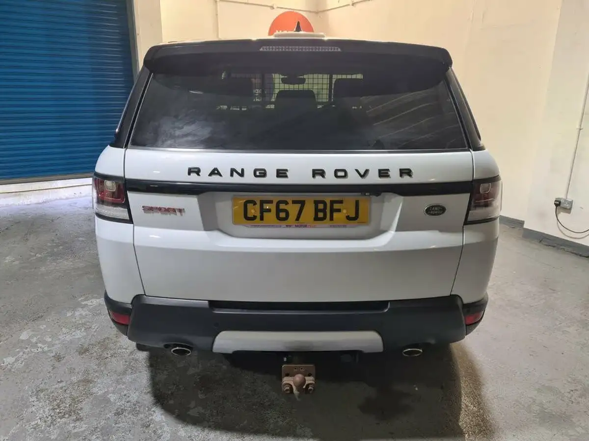2018-land-rover-range-rover-sport-30-sd-v6-hse-dynamic-sd-v6-big-24