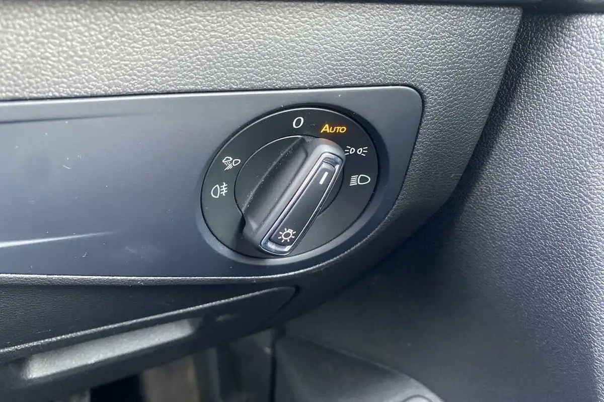 2021-volkswagen-tiguan-15-tsi-elegance-big-52