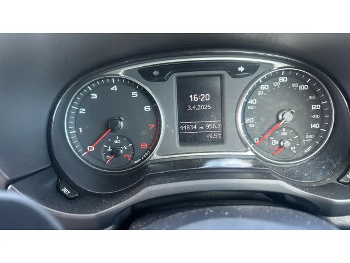 2018-audi-a1-14-tfsi-black-edition-nav-125ps-sportback-5d-s-tronic-big-17