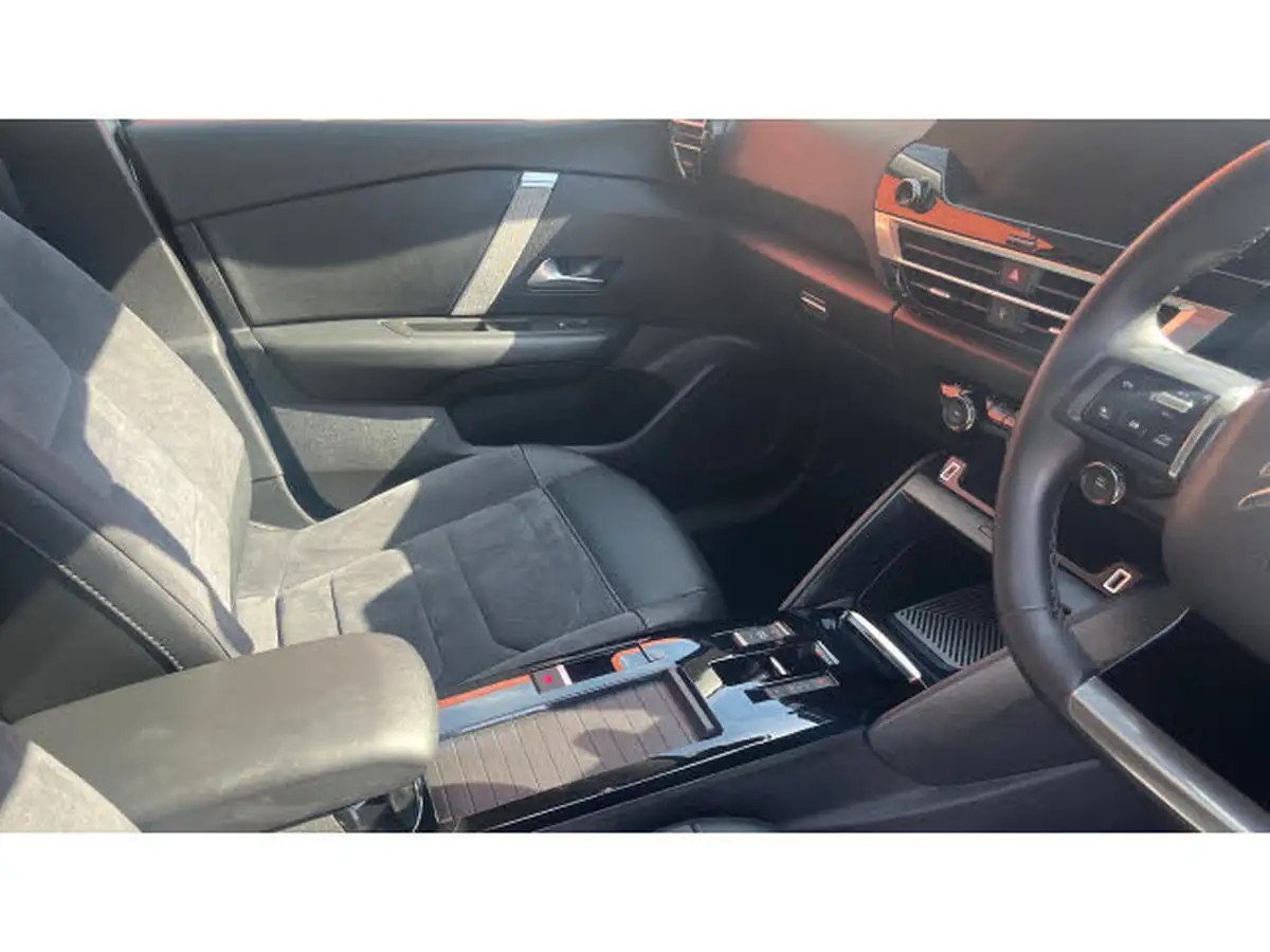 2024-citroen-c4-e-e-series-156ps-54kwh-big-13