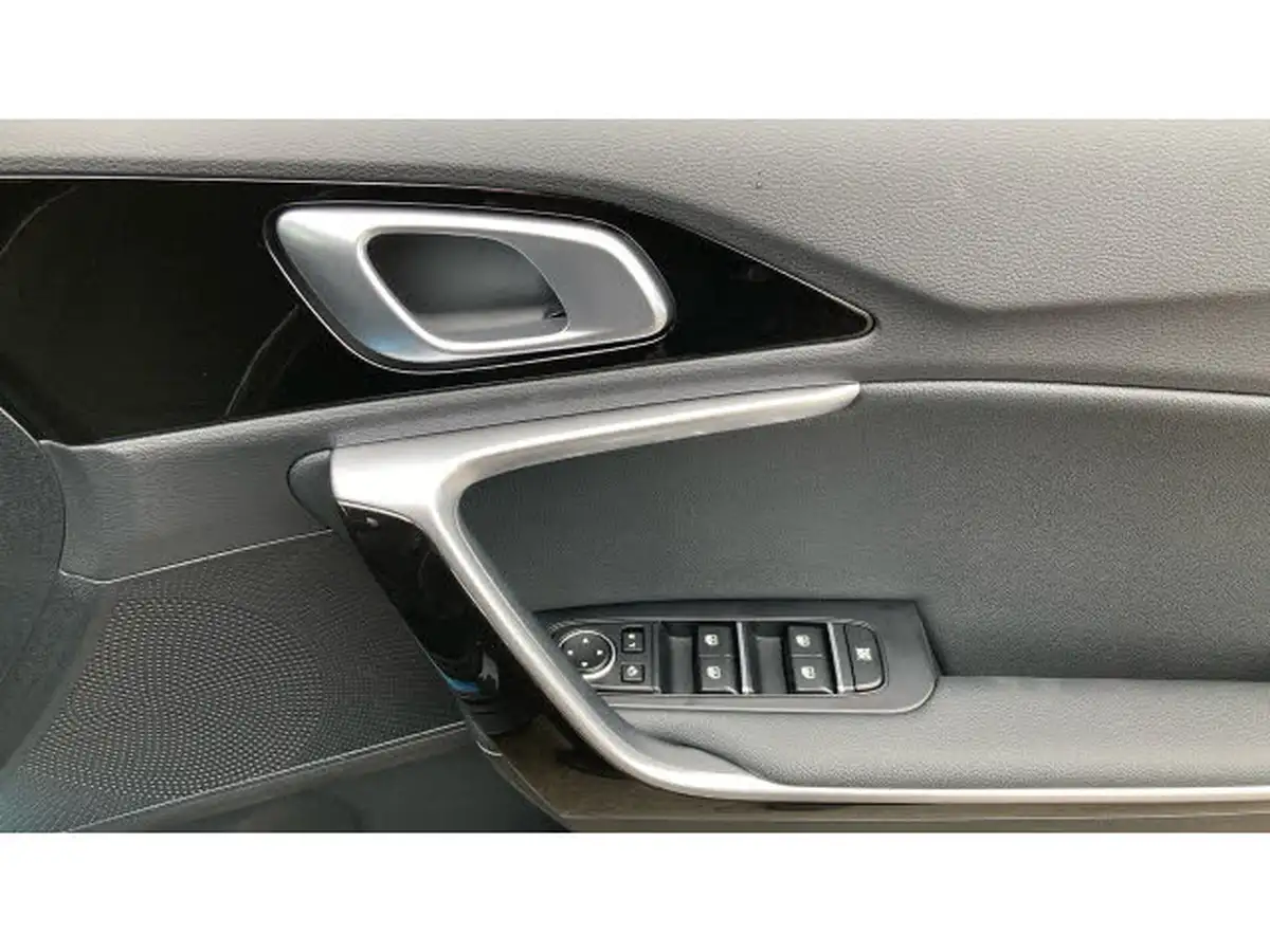 2024-kia-xceed-15-t-gdi-gt-line-138bhp-big-21