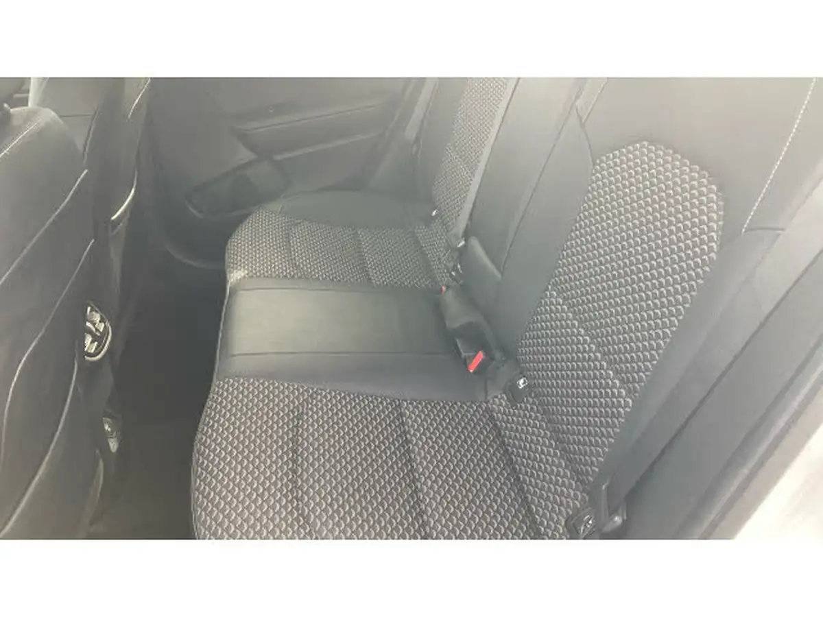 2022-kia-xceed-15-t-gdi-3-big-15