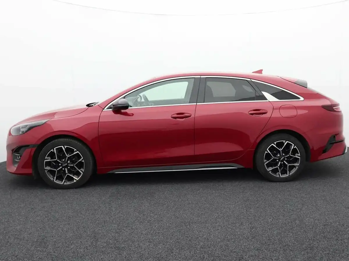 2021-kia-pro-ceed-15-t-gdi-gt-line-big-3