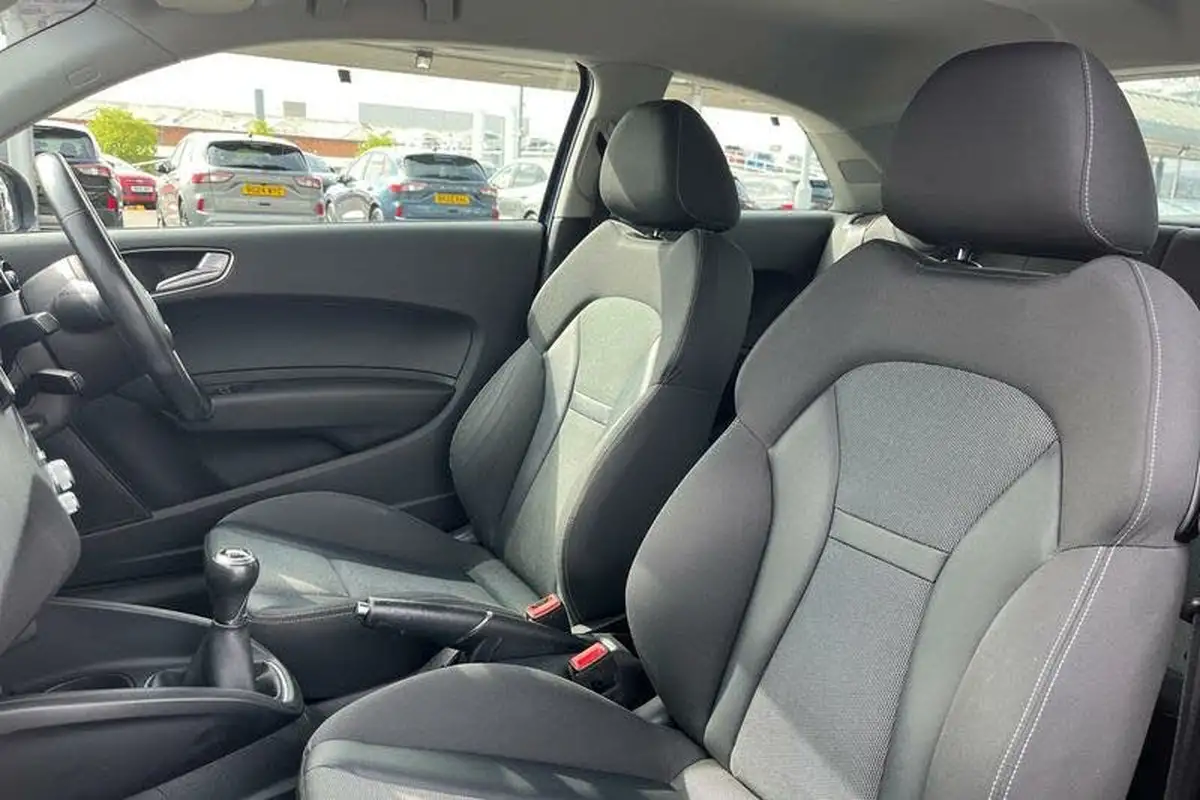 2018-audi-a1-14-tfsi-sport-nav-hatchback-3d-big-18