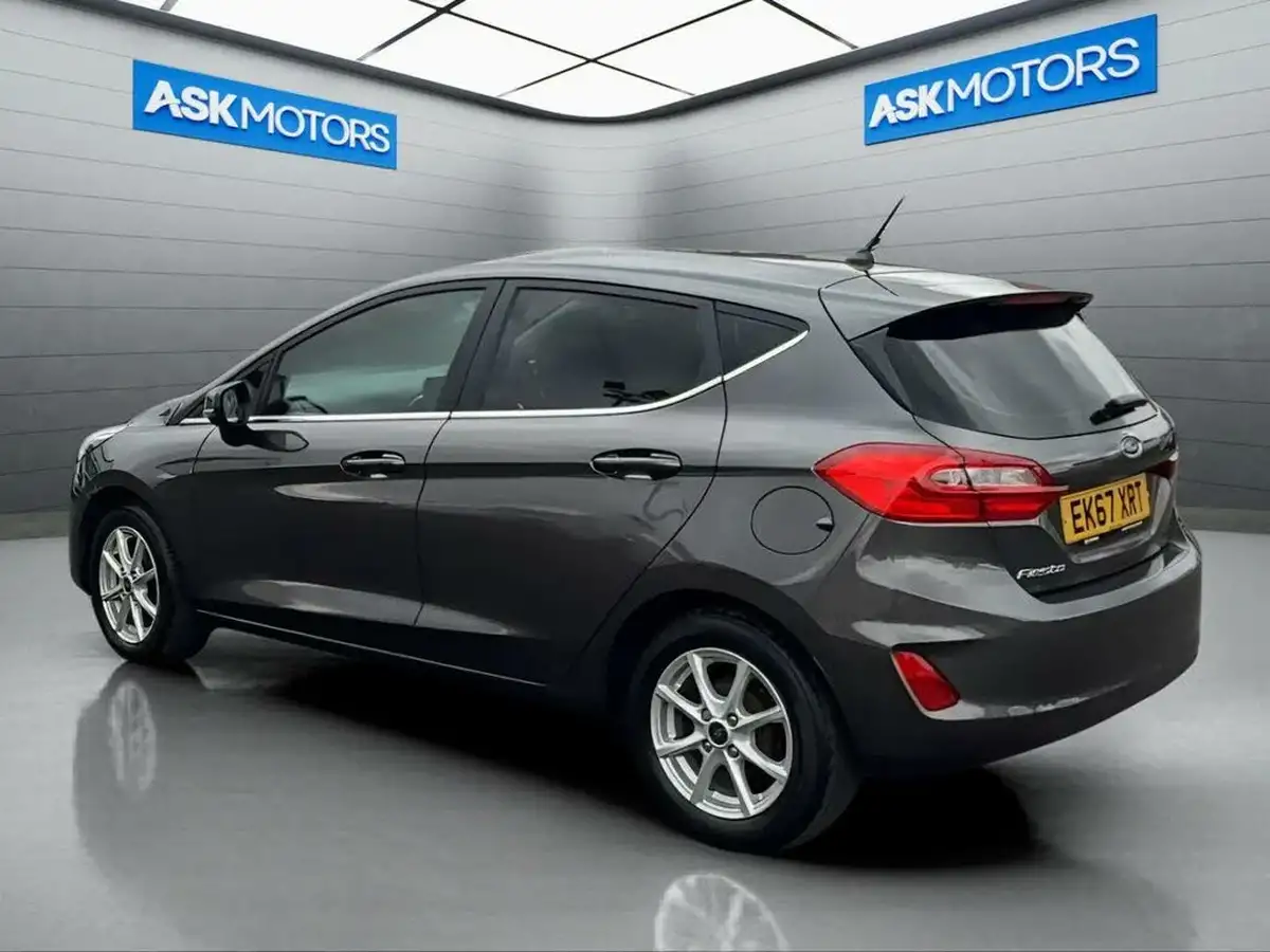 2017-ford-fiesta-10t-zetec-100ps-ecoboost-ss-5d-big-7