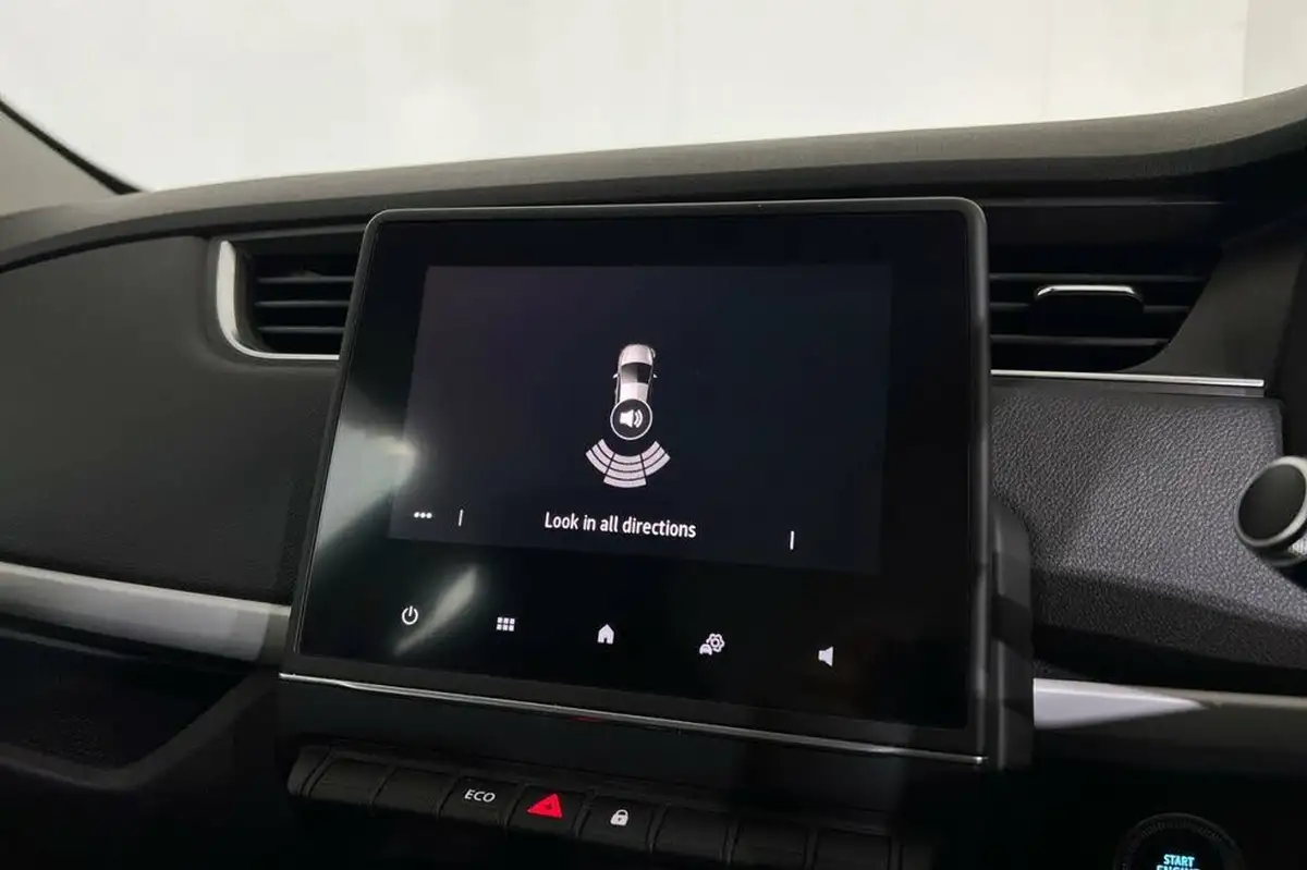 2021-renault-zoe-e-i-iconic-110ps-r110ze50-big-24