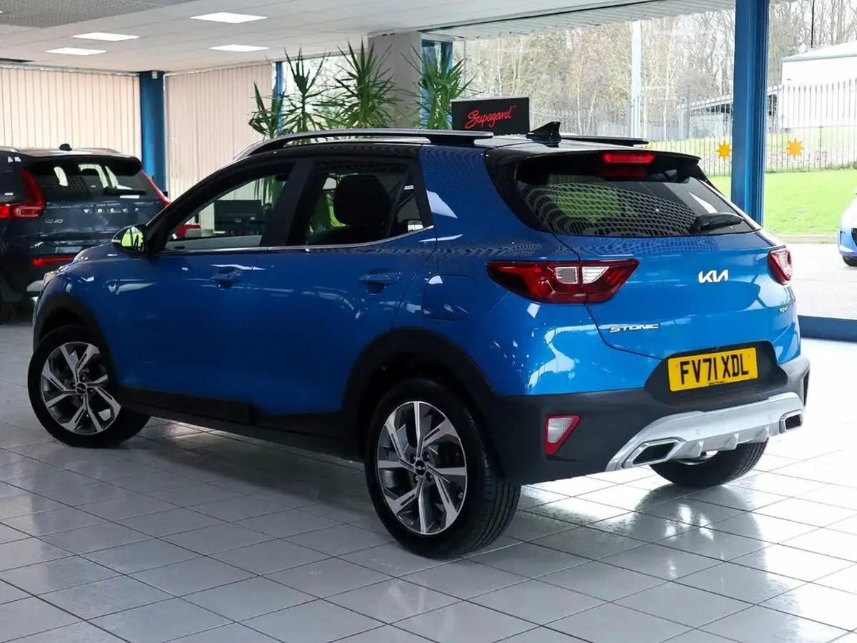 2022-kia-stonic-10-t-gdi-gt-line-s-big-1