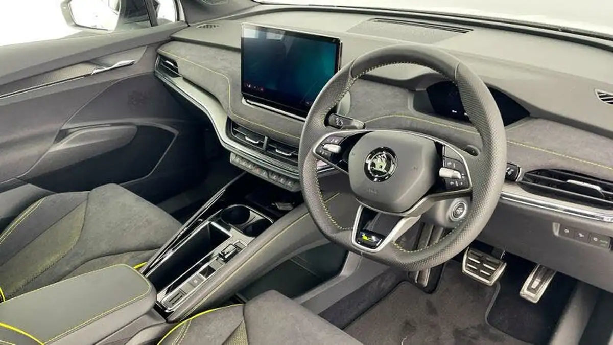 2024-skoda-enyaq-e-vrs-coupe-big-5