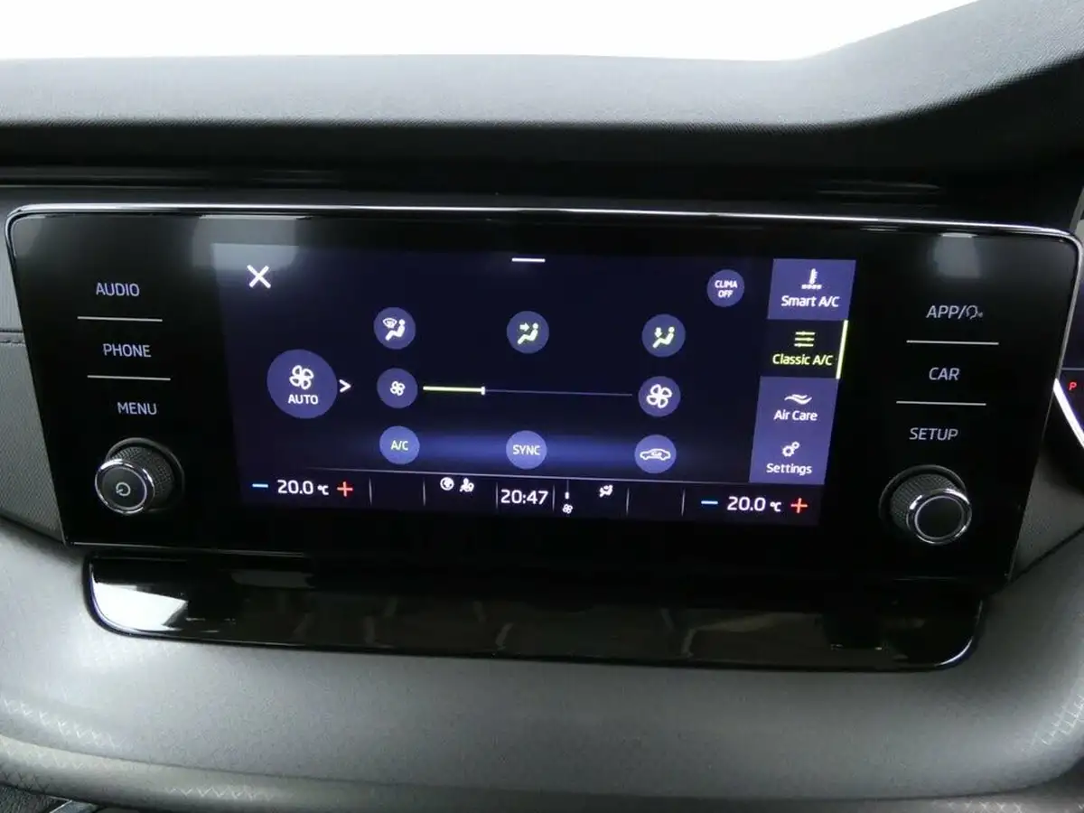 2021-skoda-octavia-10-tsi-e-tec-se-first-edition-hatchback-big-11