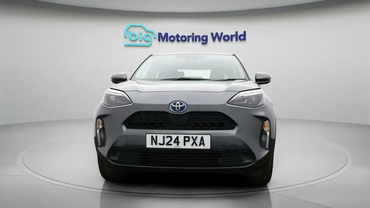 2024-toyota-yaris-cross-15-vvt-i-icon-big-1