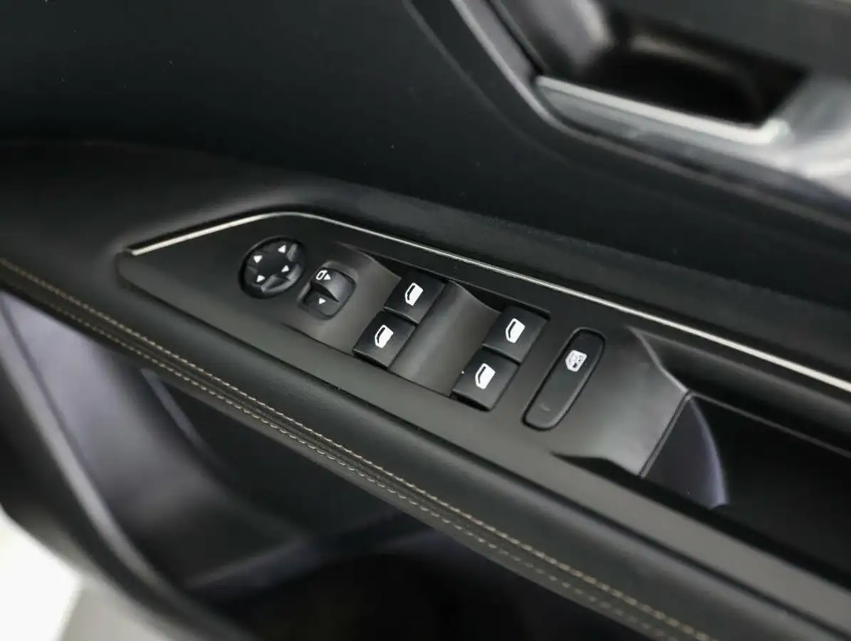 2020-peugeot-3008-suv-15-bluehdi-gt-line-eat8-big-26