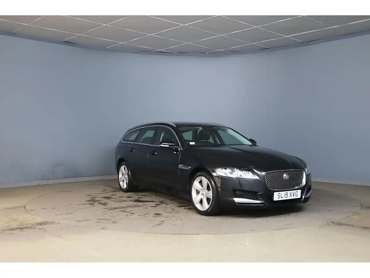 2019-jaguar-xf-20i-portfolio-249ps-ss-sportbrake-5d-big-2