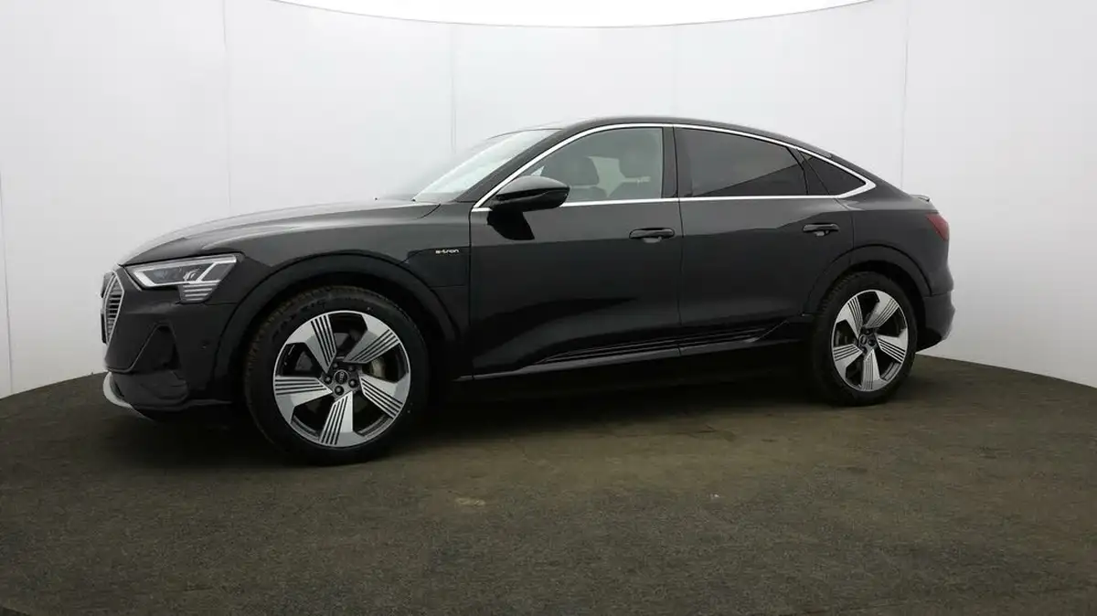 2021-audi-e-tron-50e-s-line-sportback-big-27