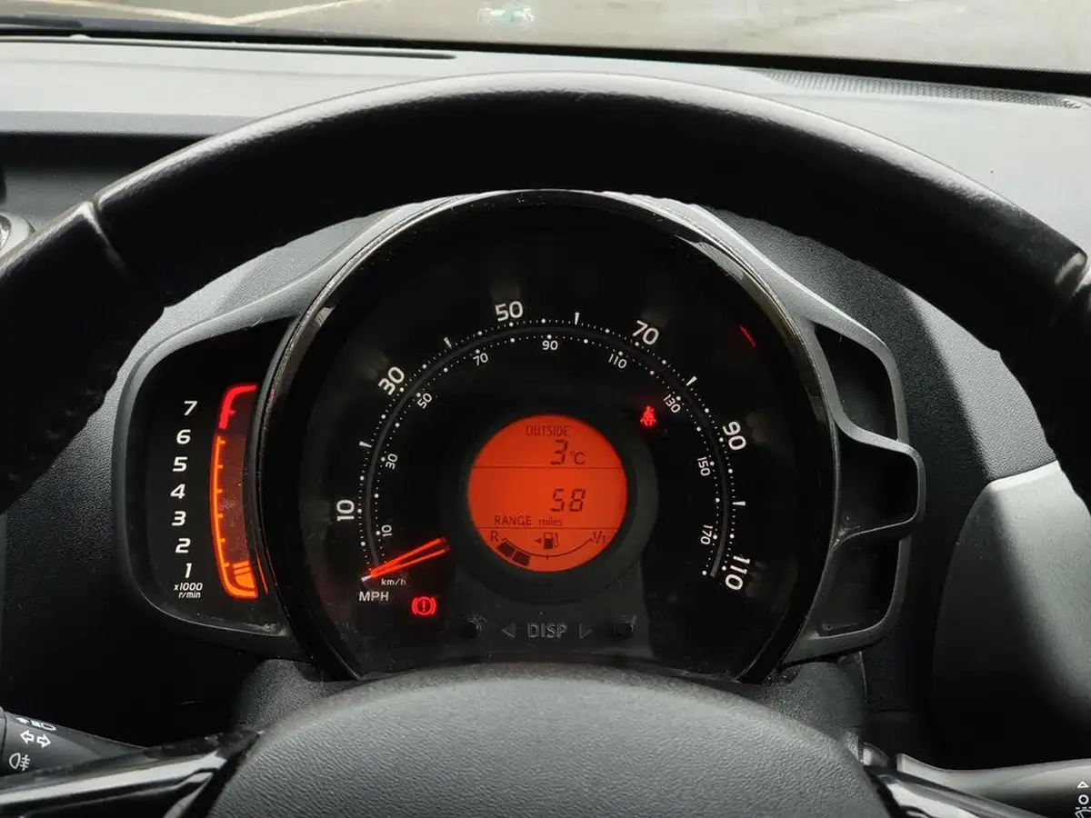 2020-toyota-aygo-10-vvt-i-x-trend-big-26