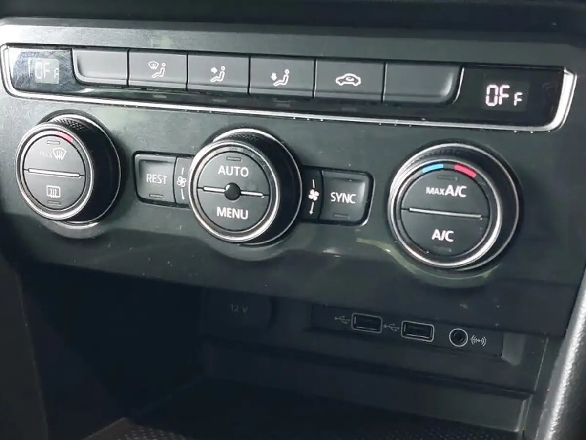 2018-volkswagen-tiguan-20tdi-se-navigation-150ps-ss-big-18