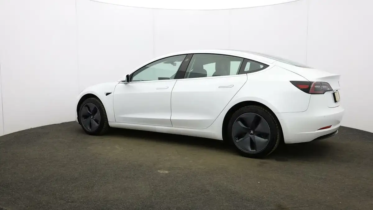2020-tesla-model-3-e-standard-plus-big-55